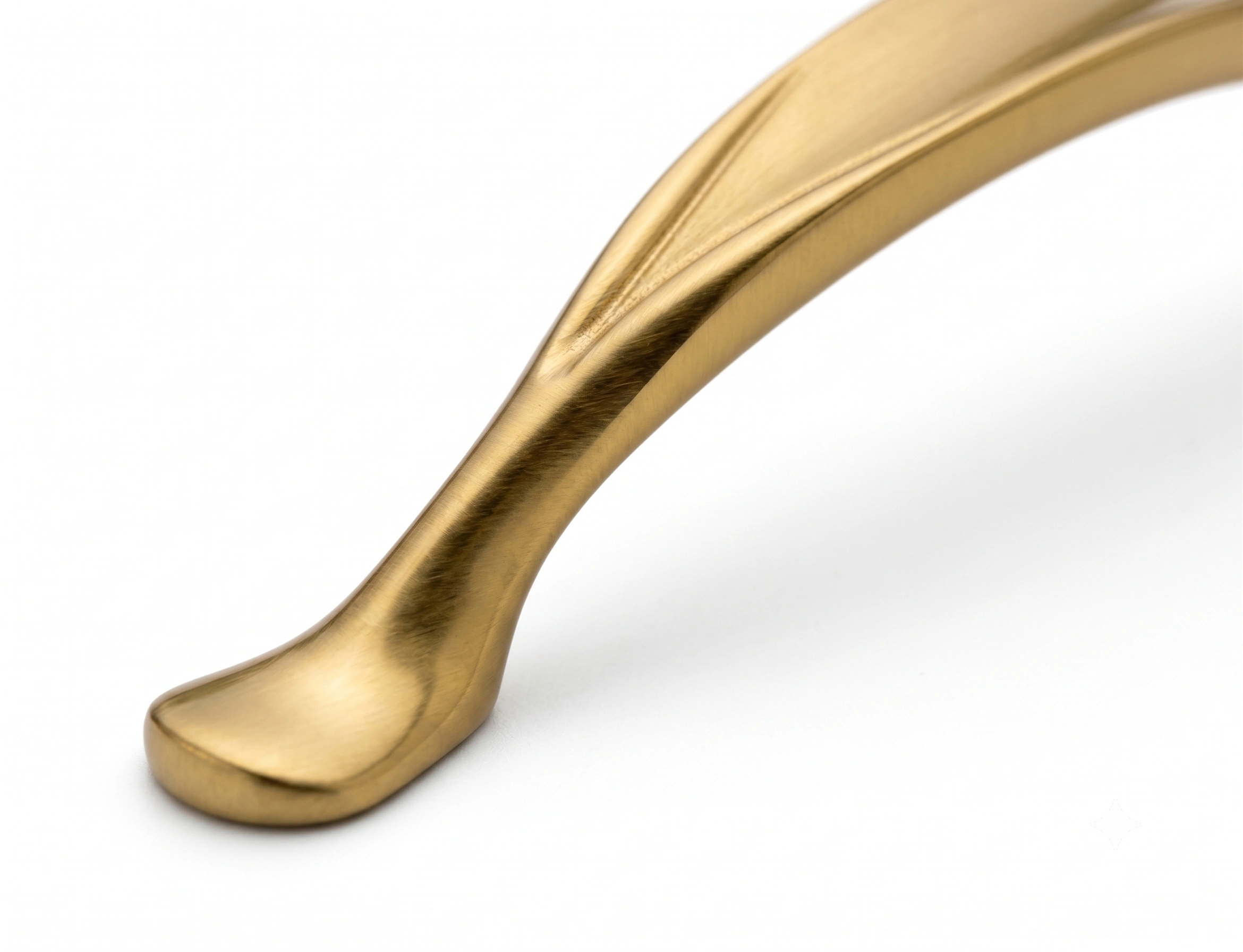 Ody Sculpted Leaf-Profile Cabinet Pull Handle