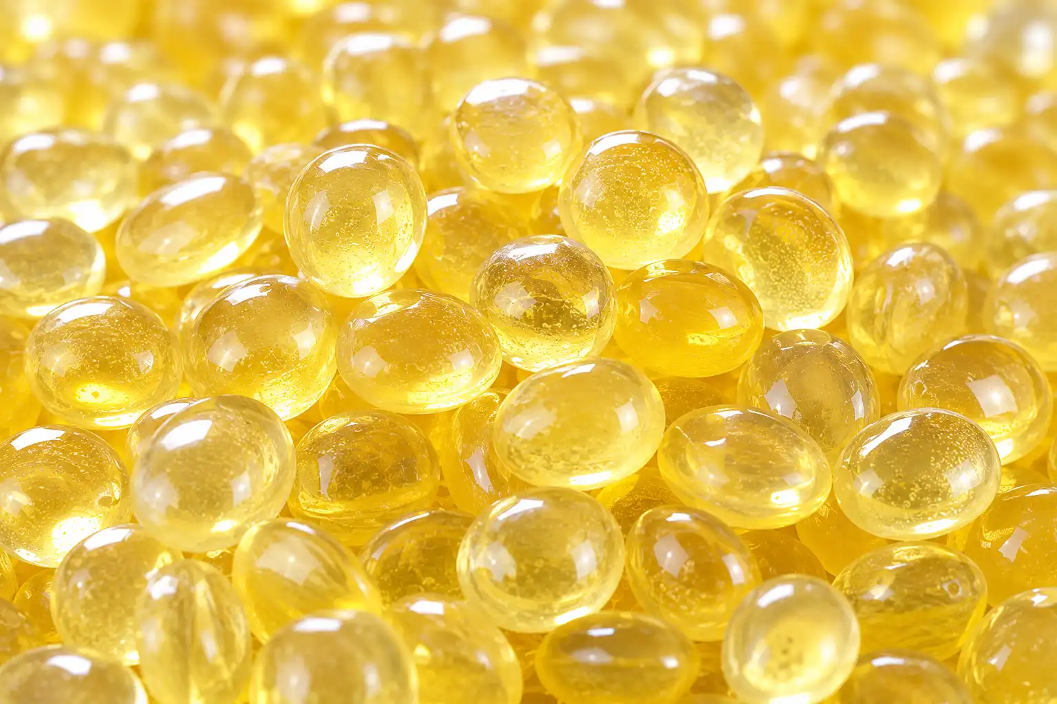 Premium Transparent Hot Melt Adhesive Gum Granules | Automatic Edge Banding Machine | Yellow Transparent